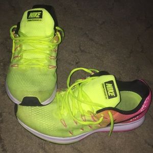 Nike Pegasus 33 size 11